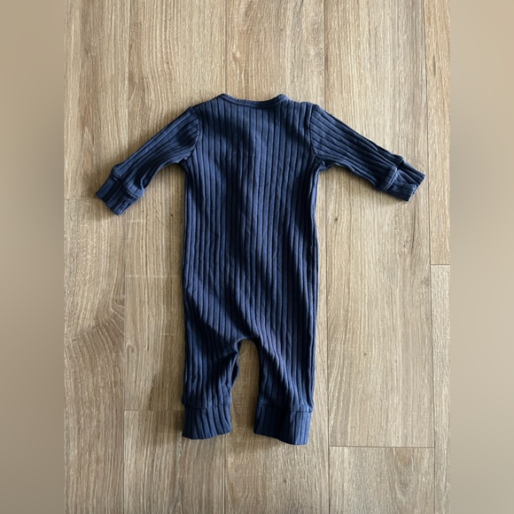 Kate Quinn Baby Blue Ribbed Henley Style Romper - Size 3-6 months - Picture 6 of 6